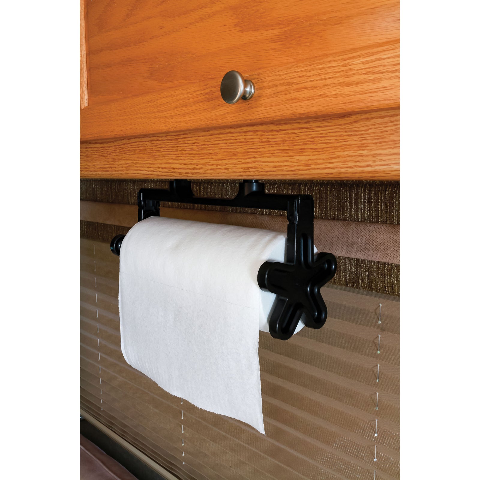 Camco 57113 Pop-A-Towel - Black