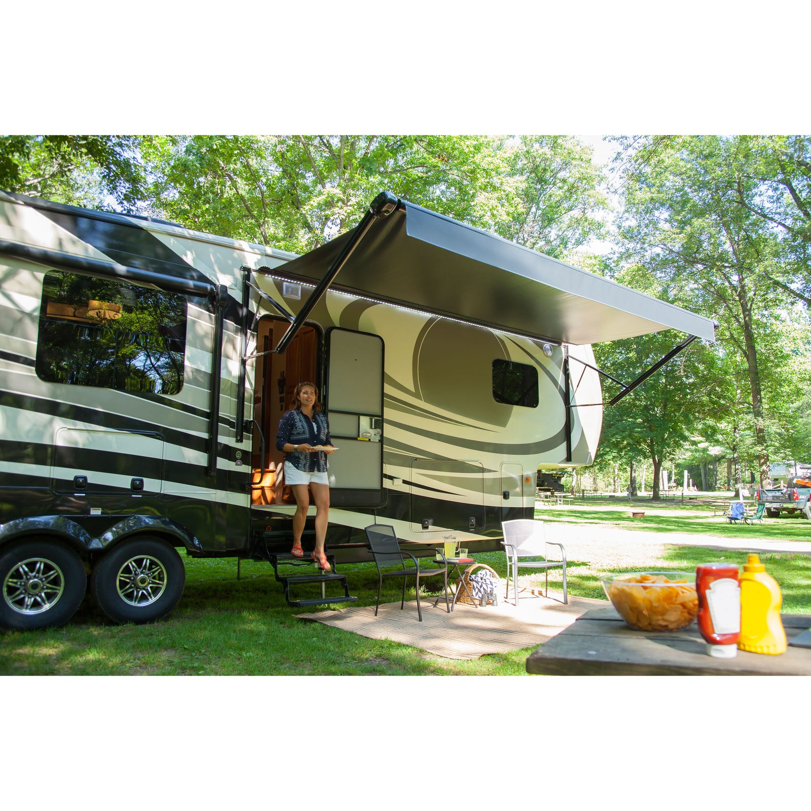 Lippert 434730 18V Universal Awning Hardware Kit - 69", White